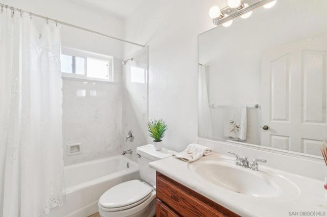 1346 Wilson Rd, Ramona, CA 92065