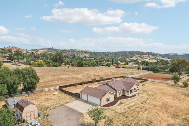 1346 Wilson Rd, Ramona, CA 92065