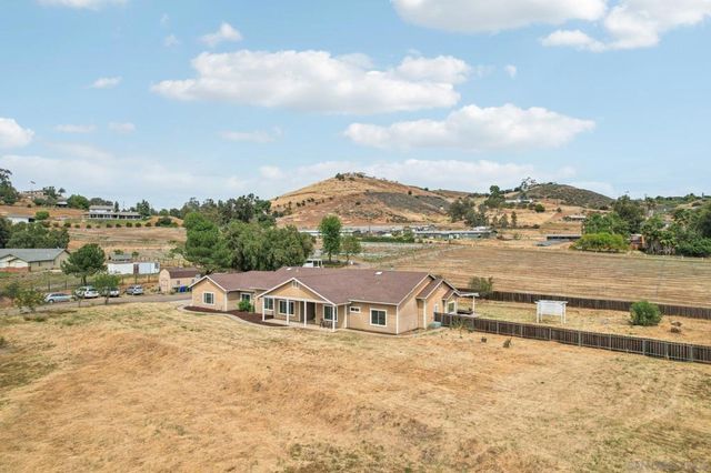 1346 Wilson Rd, Ramona, CA 92065