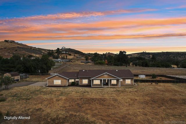 1346 Wilson Rd, Ramona, CA 92065