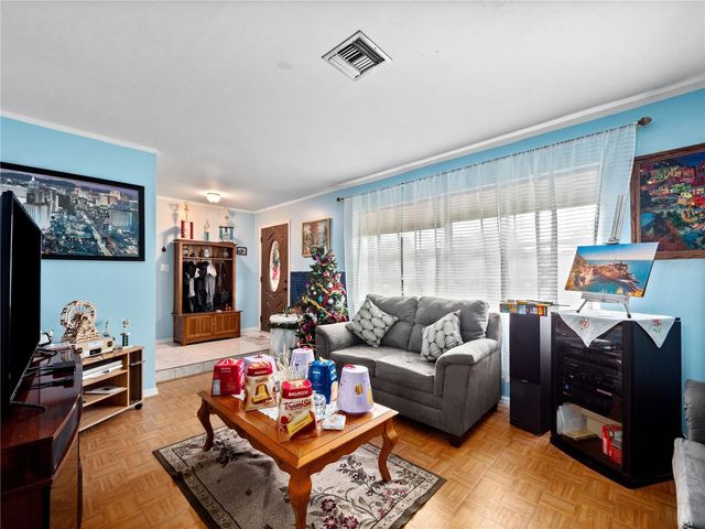 7002 CRESTLAKE DRIVE, Orlando, FL 32819