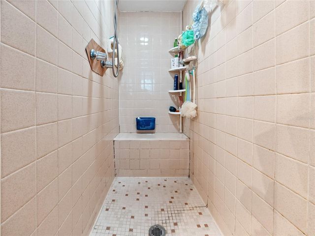 7002 CRESTLAKE DRIVE, Orlando, FL 32819