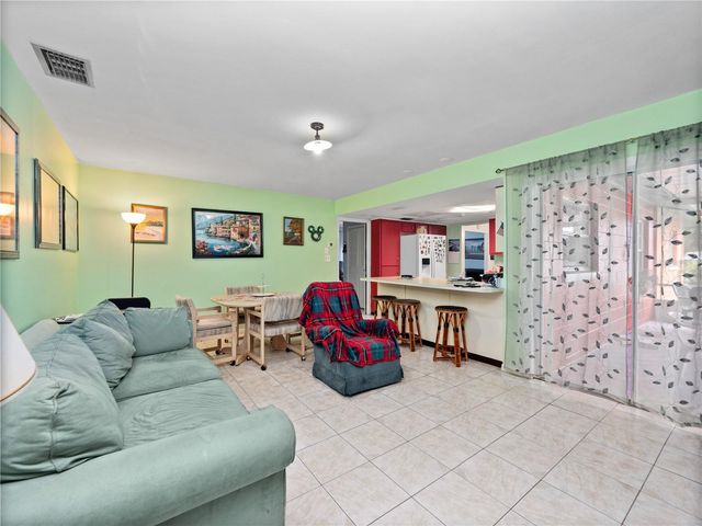 7002 CRESTLAKE DRIVE, Orlando, FL 32819