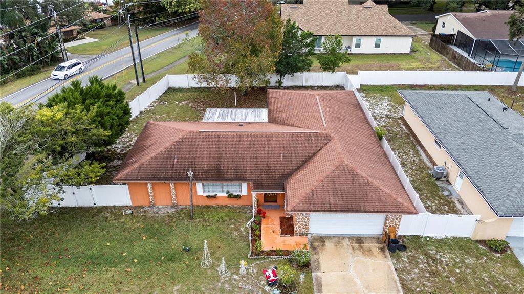 Image 25 of property listing at 7002 CRESTLAKE DRIVE, Orlando, FL 32819