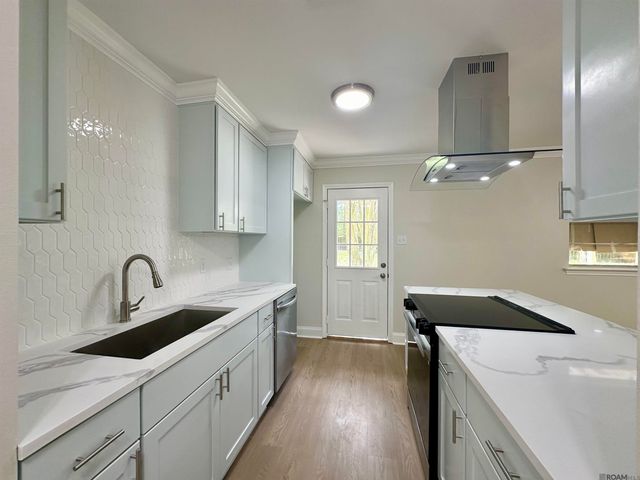 13678 E Jolissaint Dr, Saint George, LA 70810