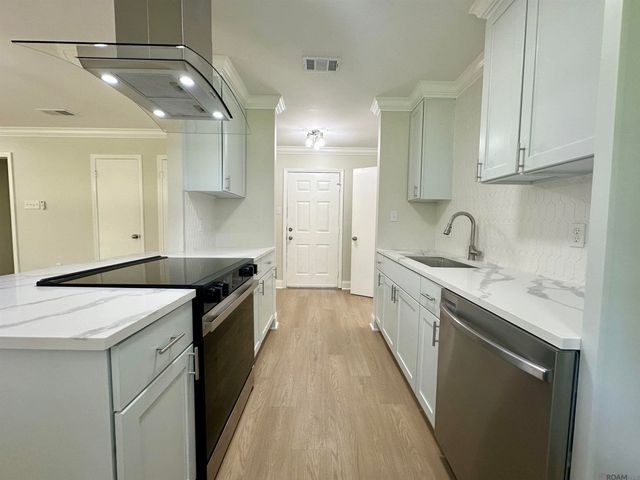 13678 E Jolissaint Dr, Saint George, LA 70810