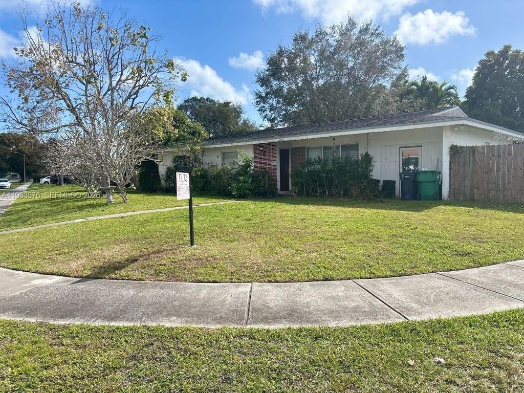 10010 SW 161st Street, Miami, FL 33157