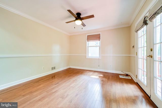4038 MAPLE ST, Fairfax, VA 22030