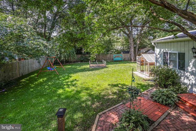 4038 MAPLE ST, Fairfax, VA 22030