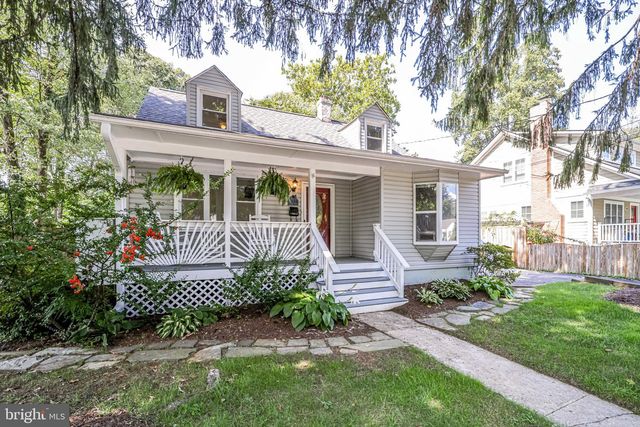 4038 MAPLE ST, Fairfax, VA 22030