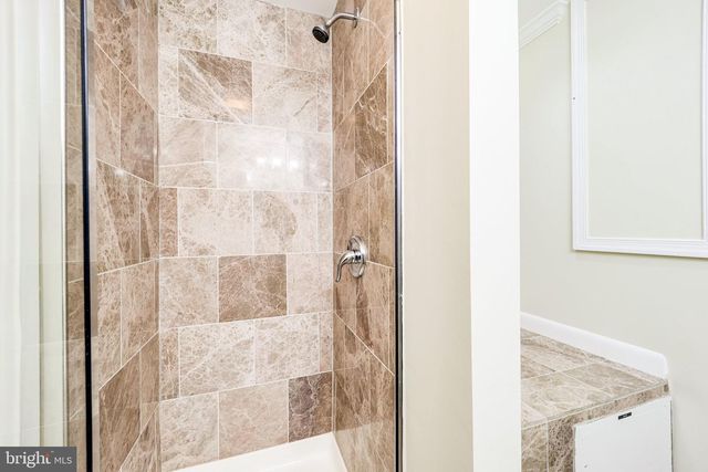4038 MAPLE ST, Fairfax, VA 22030