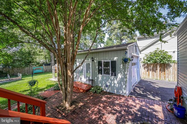 4038 MAPLE ST, Fairfax, VA 22030