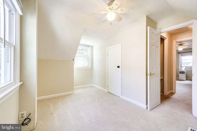 4038 MAPLE ST, Fairfax, VA 22030