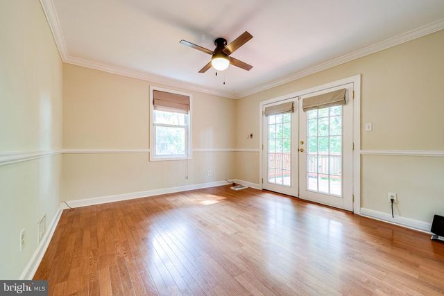 4038 MAPLE ST, Fairfax, VA 22030
