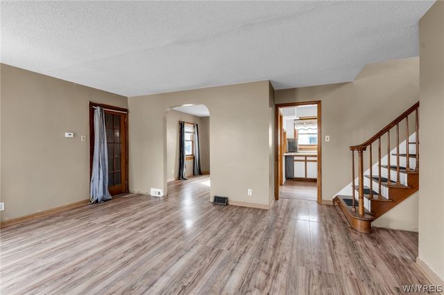 2436 Harlem Road, Cheektowaga, NY 14225