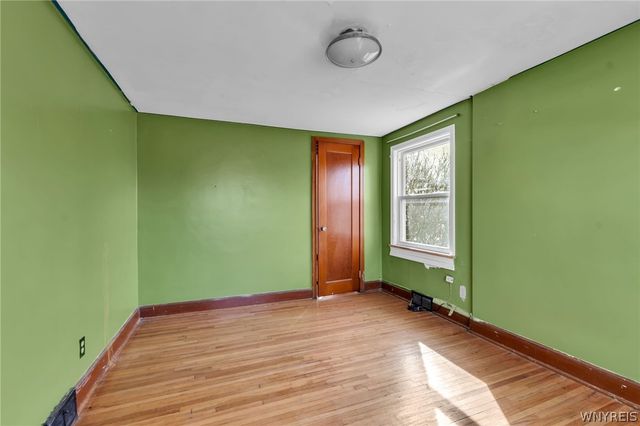 2436 Harlem Road, Cheektowaga, NY 14225