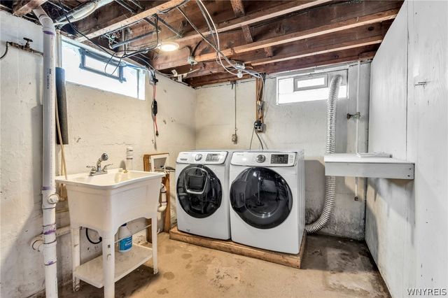 2436 Harlem Road, Cheektowaga, NY 14225