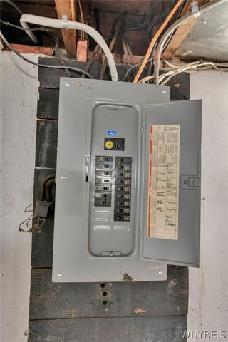 2436 Harlem Road, Cheektowaga, NY 14225