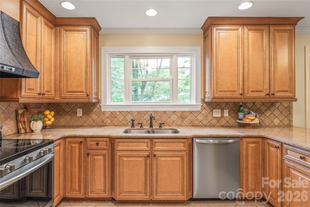 600 S Central Avenue, Belmont, NC 28012