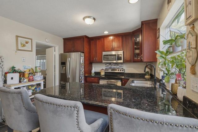 1179 Beaconsfield, San Jose, CA 95121