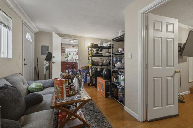 1179 Beaconsfield, San Jose, CA 95121
