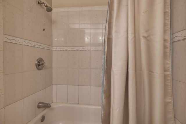 1179 Beaconsfield, San Jose, CA 95121