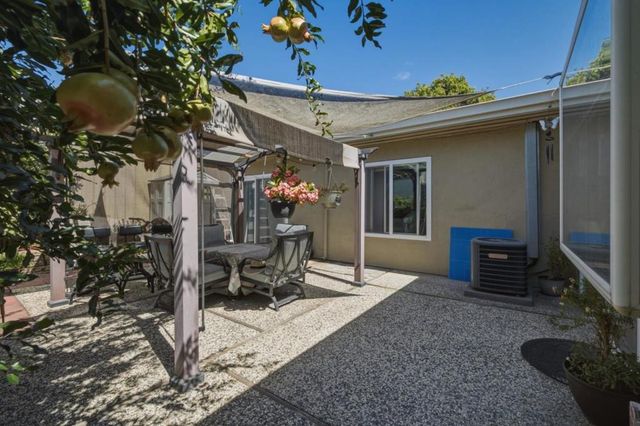 1179 Beaconsfield, San Jose, CA 95121