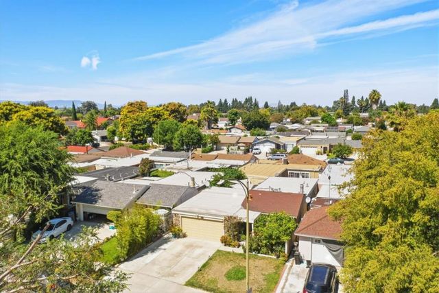 1179 Beaconsfield, San Jose, CA 95121