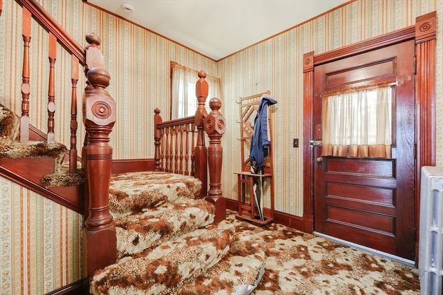 30 Palm Street, Leominster, MA 01453