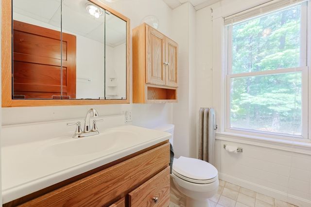30 Palm Street, Leominster, MA 01453