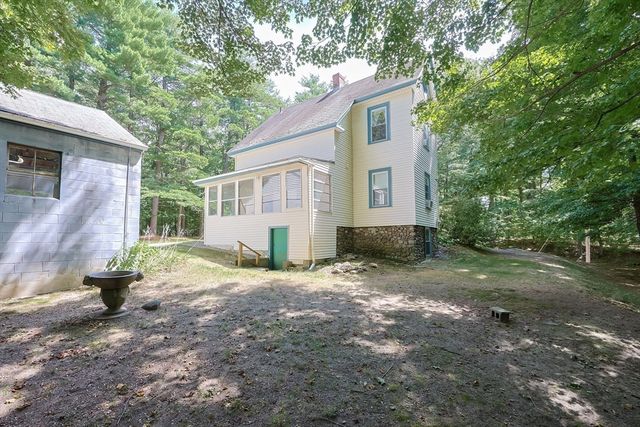 30 Palm Street, Leominster, MA 01453