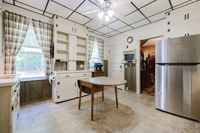 30 Palm Street, Leominster, MA 01453