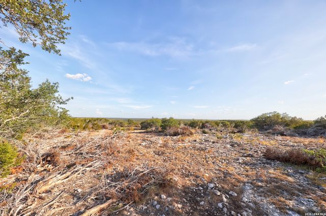 0 Yellowstone LnSW, Hunt, TX 78024