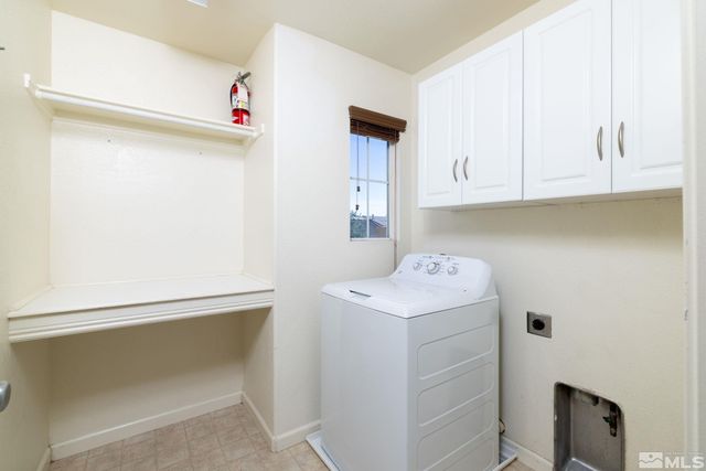 7422 Windswept Loop, Sparks, NV 89436