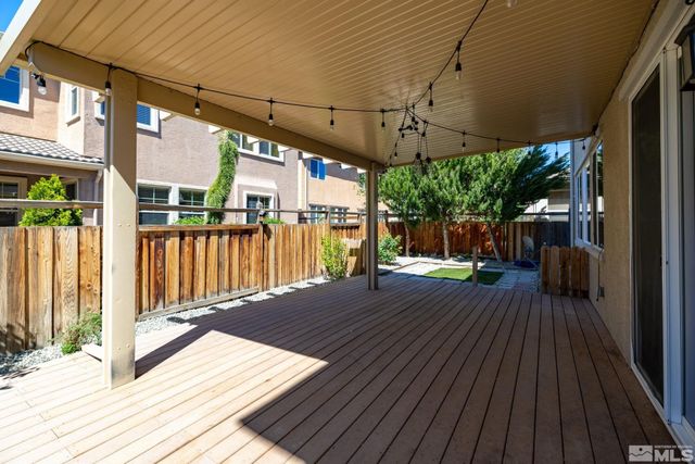 7422 Windswept Loop, Sparks, NV 89436