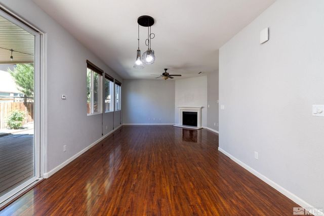 7422 Windswept Loop, Sparks, NV 89436