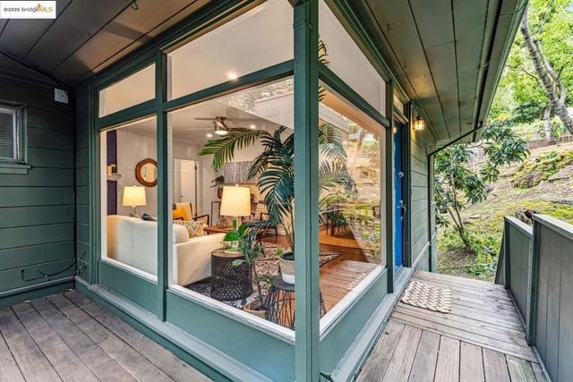 2704 Le Conte AVE 4, Berkeley, CA 94709