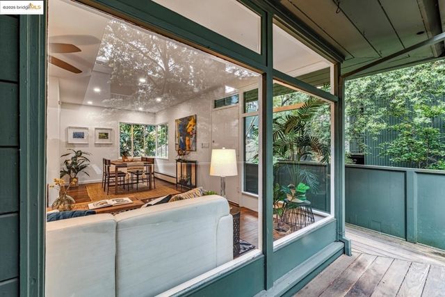 2704 Le Conte AVE 4, Berkeley, CA 94709