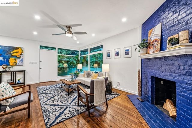 2704 Le Conte AVE 4, Berkeley, CA 94709