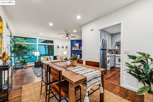 2704 Le Conte AVE 4, Berkeley, CA 94709