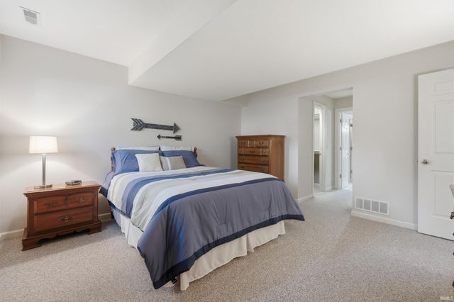 111 Matthew Cove, Auburn, IN 46706
