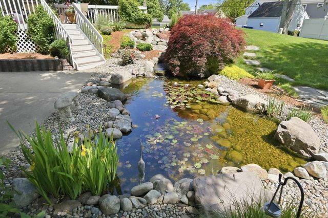 111 Matthew Cove, Auburn, IN 46706
