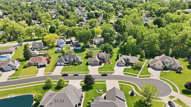 111 Matthew Cove, Auburn, IN 46706