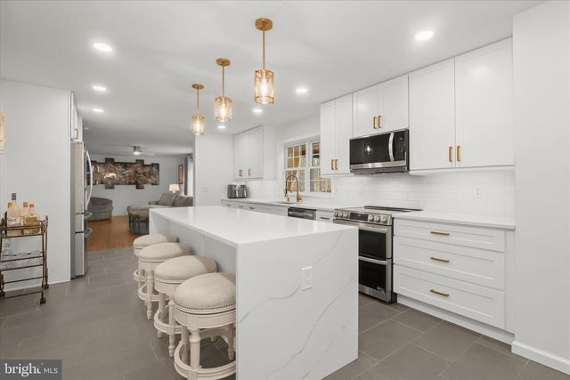 13790 CLARKSVILLE PIKE, Highland, MD 20777