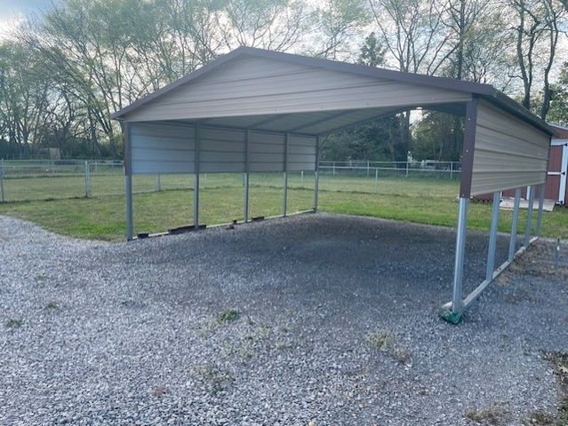 107 Sandy Rd, Unionville, TN 37180