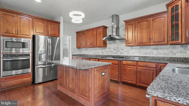 40978 SPUR RUN LN, Aldie, VA 20105