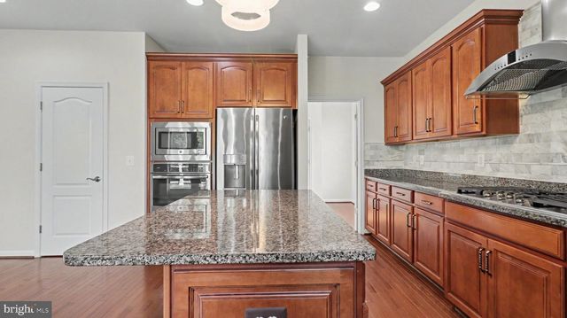 40978 SPUR RUN LN, Aldie, VA 20105