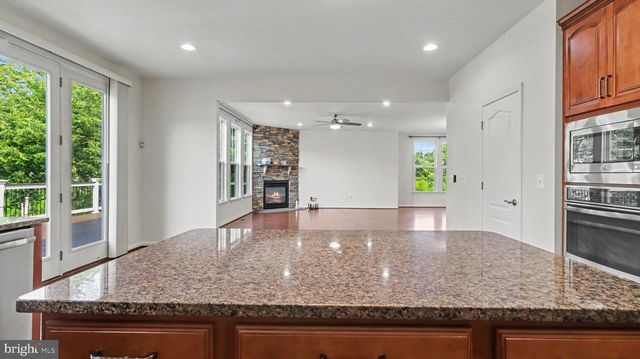 40978 SPUR RUN LN, Aldie, VA 20105
