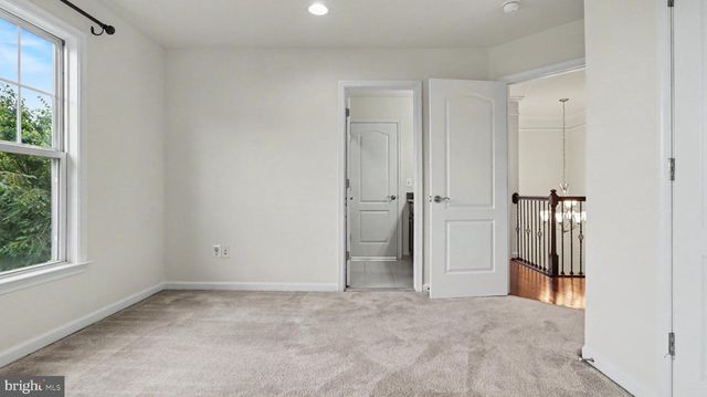 40978 SPUR RUN LN, Aldie, VA 20105