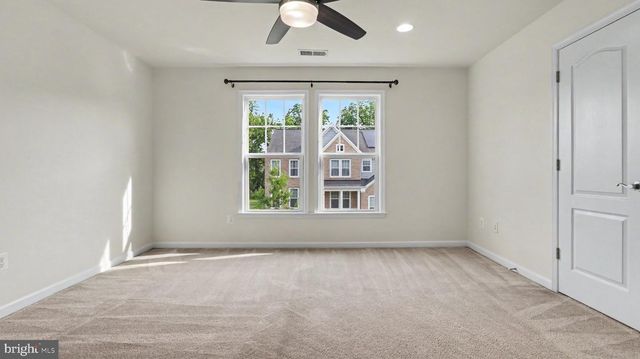 40978 SPUR RUN LN, Aldie, VA 20105